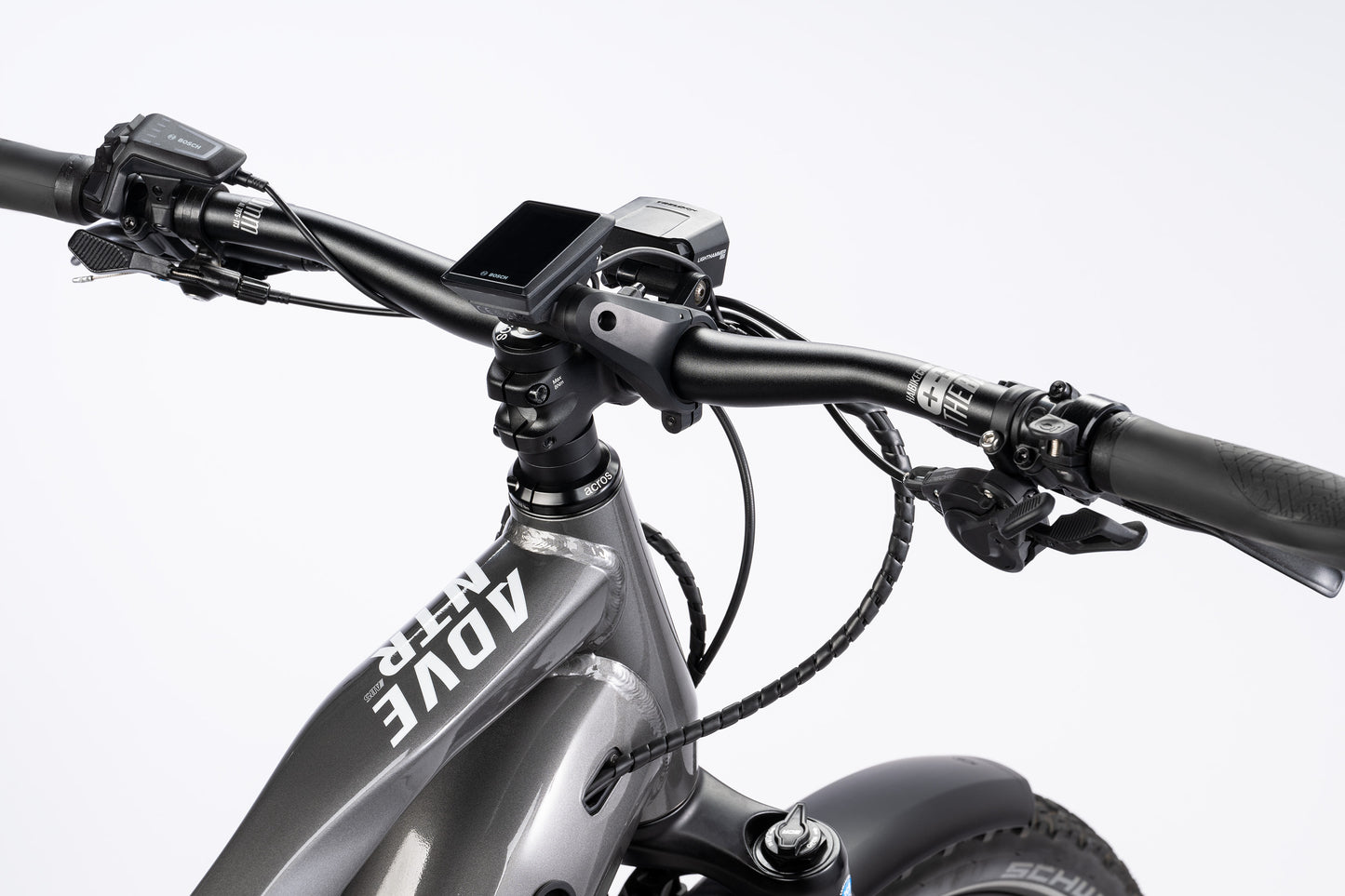 Adventr 11 ABS Low | FL